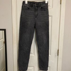 AE Curvy Black Mom Jeans